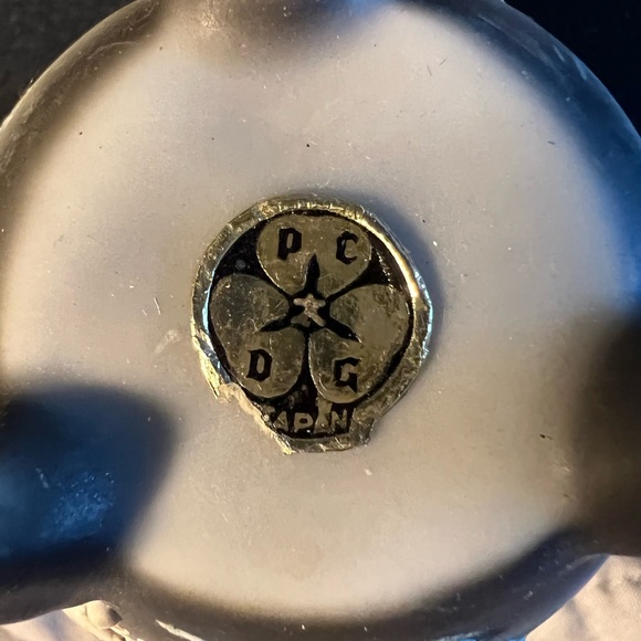 Porcelain tiny teapot. - Picture 7 of 7